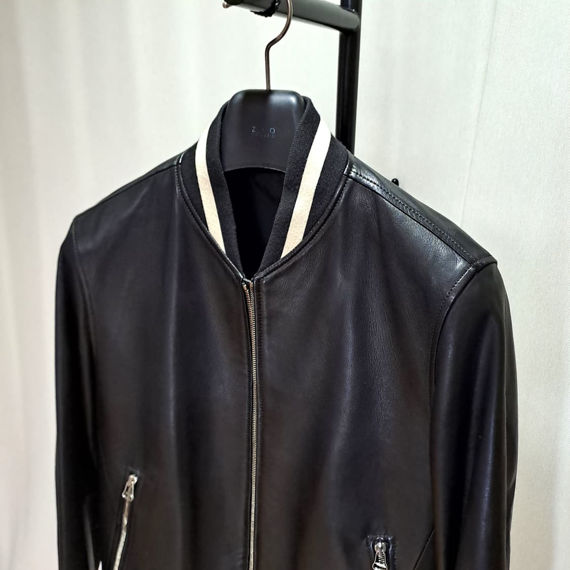 (택포) 솔리드옴므 램스킨 바시티 블루종 48 B526 상품이미지3