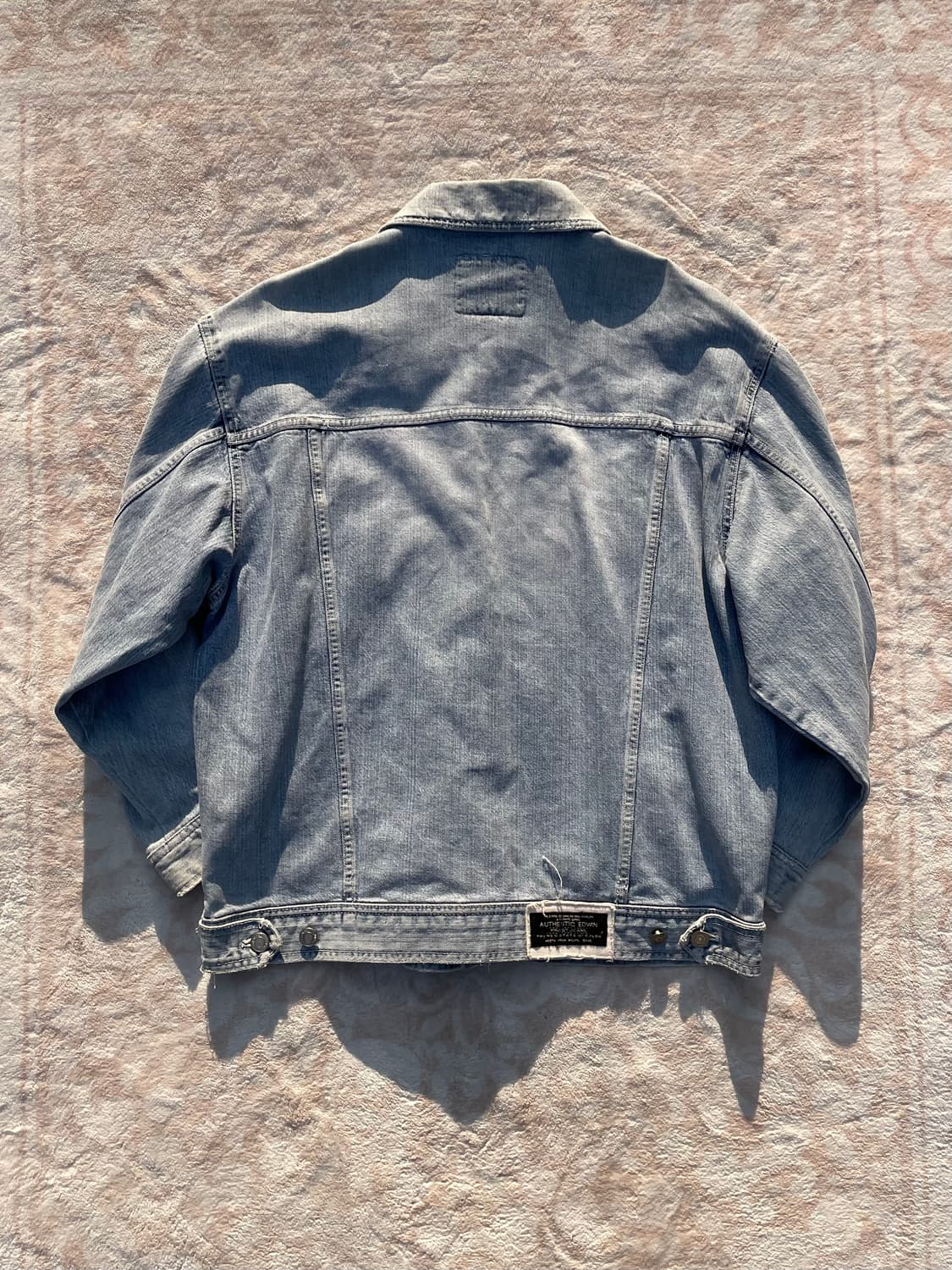 Edwin Light Wash Denim Trucker Jacket 상품이미지6