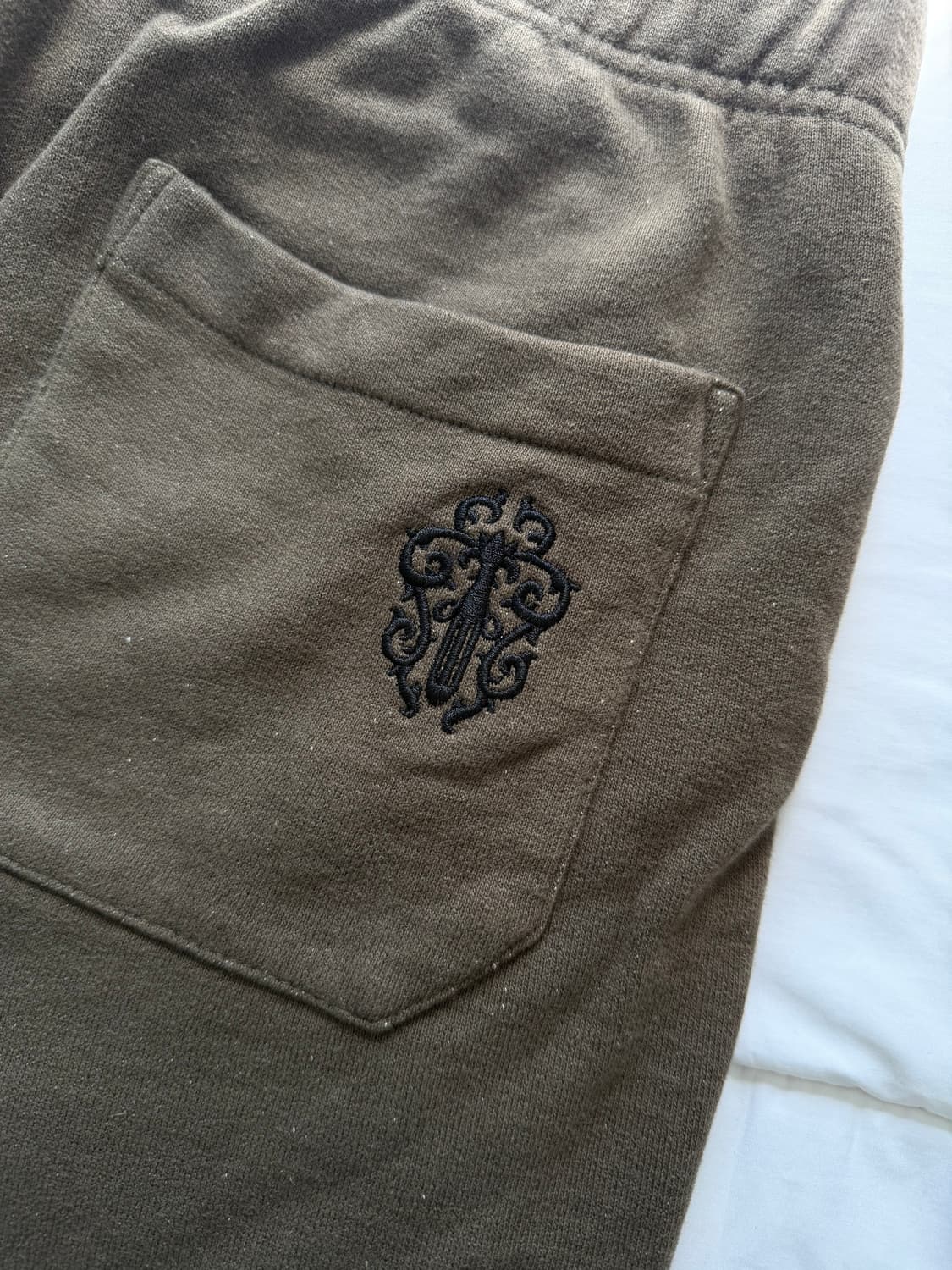 [L] 크롬하츠 스웻 팬츠 브라운 상품이미지4