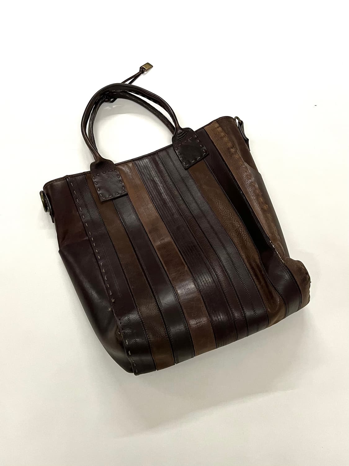 존바바토스 컬렉션 멀티 레더 토트백 상품이미지8