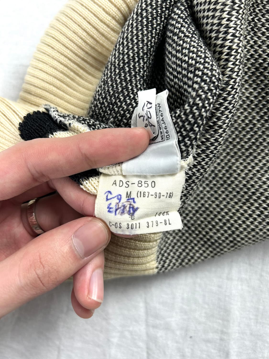 데상트 아디다스 니트 스웨터 상품이미지5