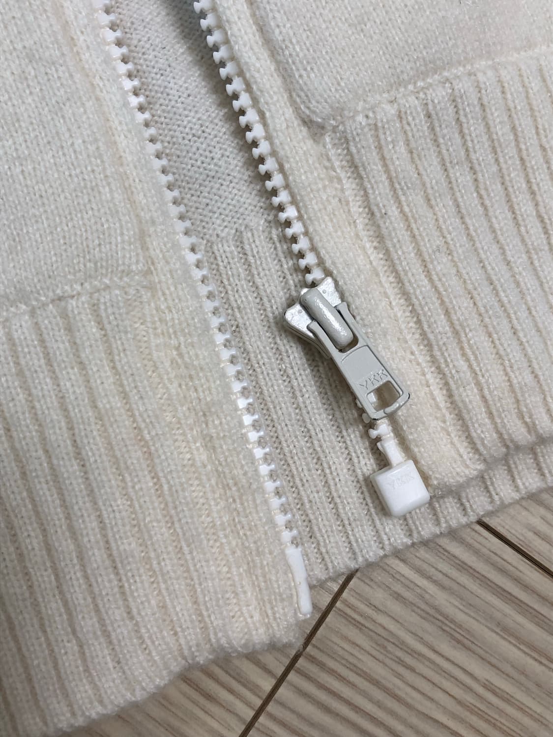 미착용 L 유니클로 X 이네스 캐시미어 100% 후드 집업 니트 가디건 상품이미지5