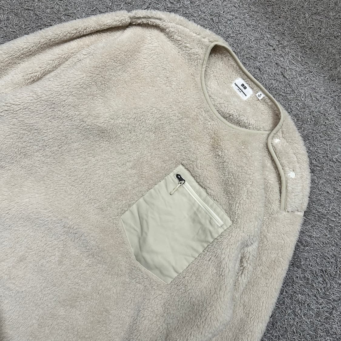 [105] 유니클로x엔지니어드가먼츠 후리스맨투맨 상품이미지1