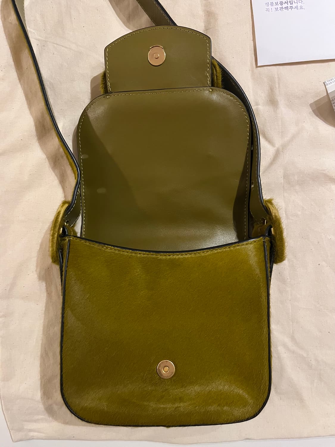 TORY BURCH 올리브색 송치가죽 숄더백 상품이미지4