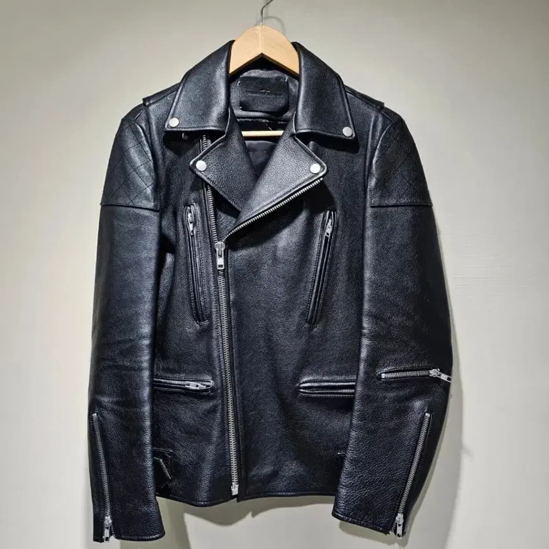 비바스튜디오 블랙 가죽 라이더 자켓~55 상품이미지2