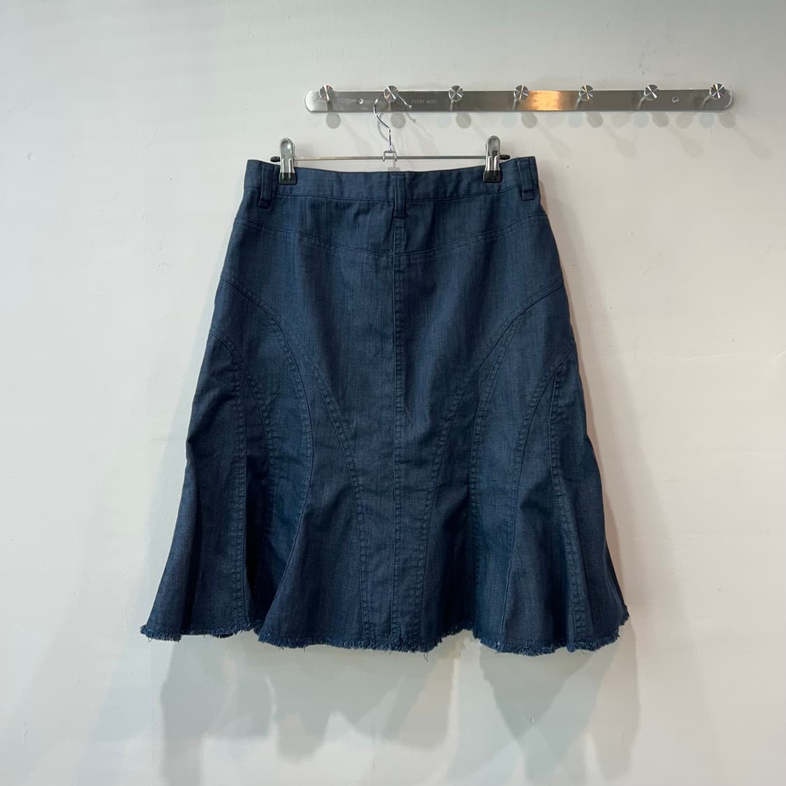 네이비 플레어 미디 스커트 상품이미지6