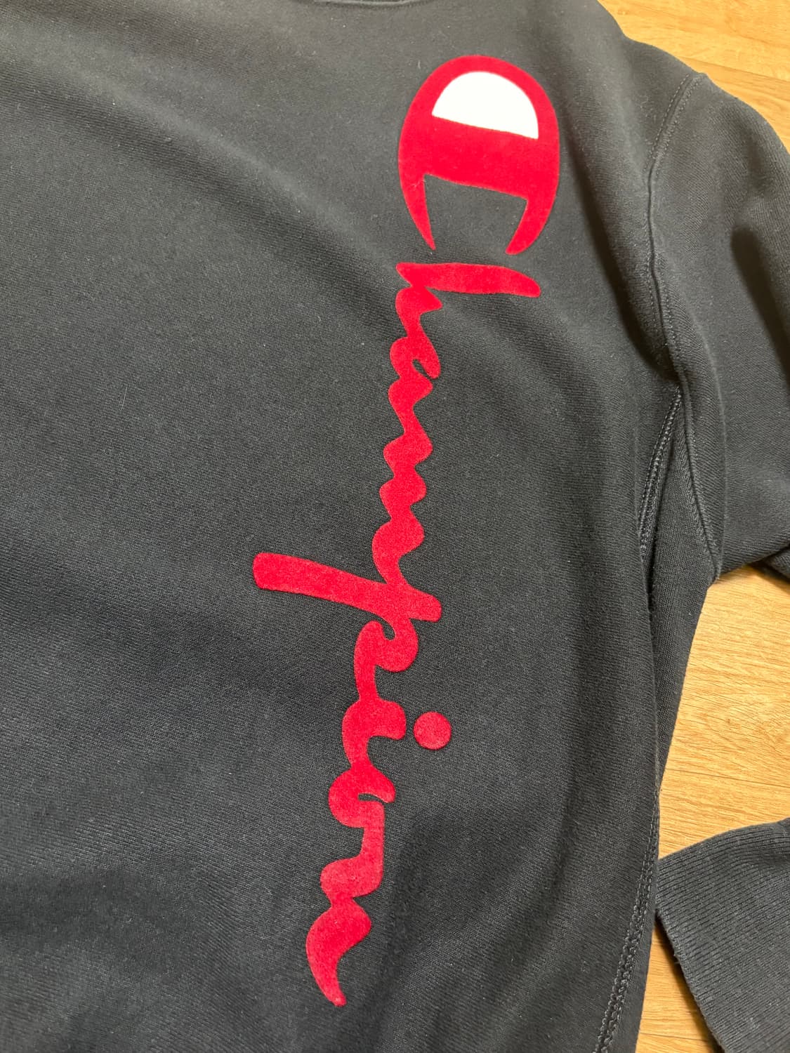 챔피온 빅로고 맨투맨 블랙 상품이미지1