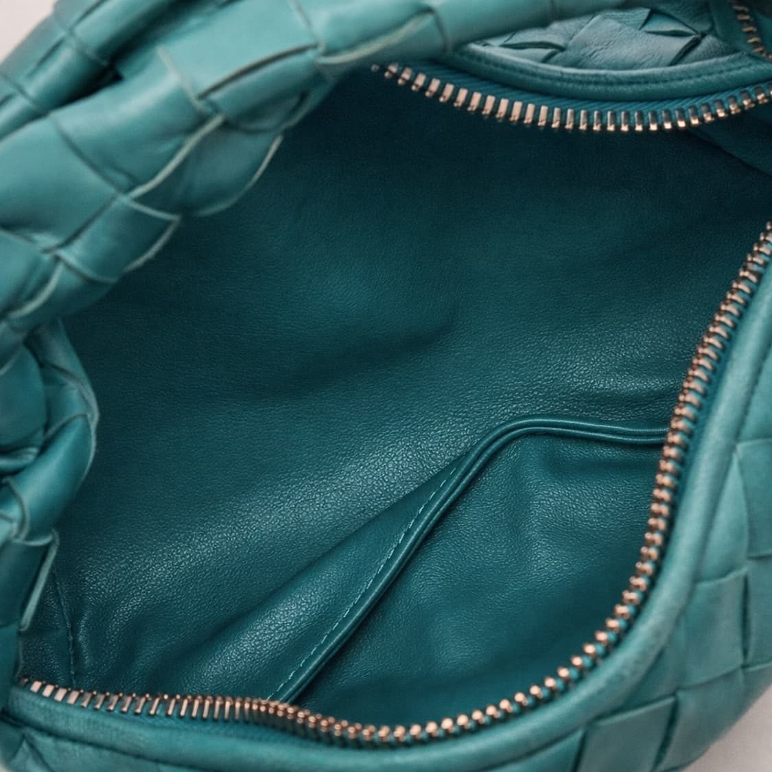 [S급] 보테가베네타 조디백 레더 캔디 판매합니다!!! 상품이미지3