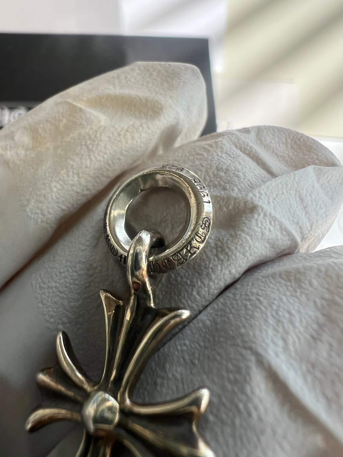 크롬하츠 타이니 크로스 펜던트 상품이미지5