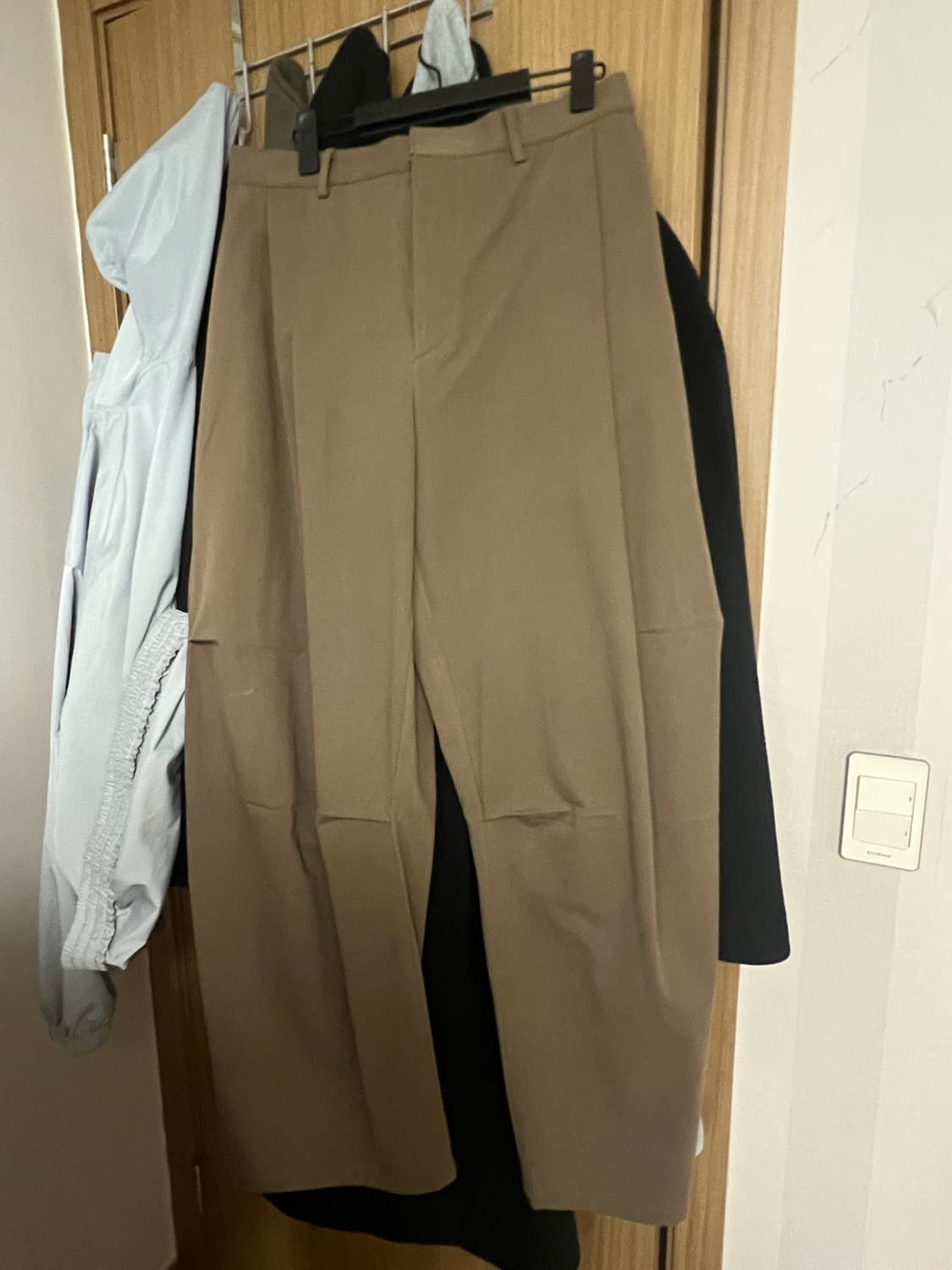 커브드 코튼 와이드팬츠 L 브라운 상품이미지2