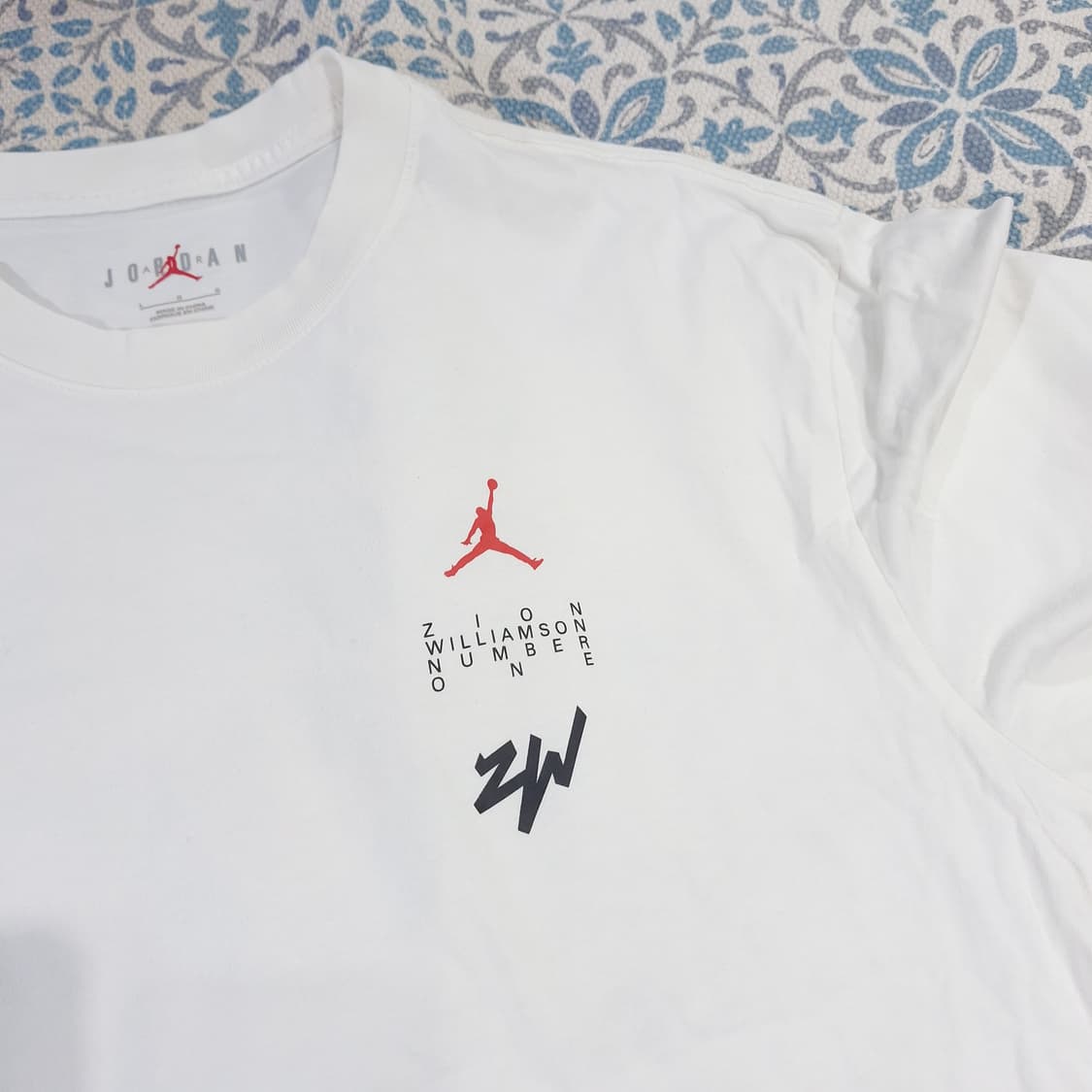 나이키 에어조던 X 자이언 화이트 시즈널 올드스쿨 스트릿 반팔 티셔츠 L 상품이미지4