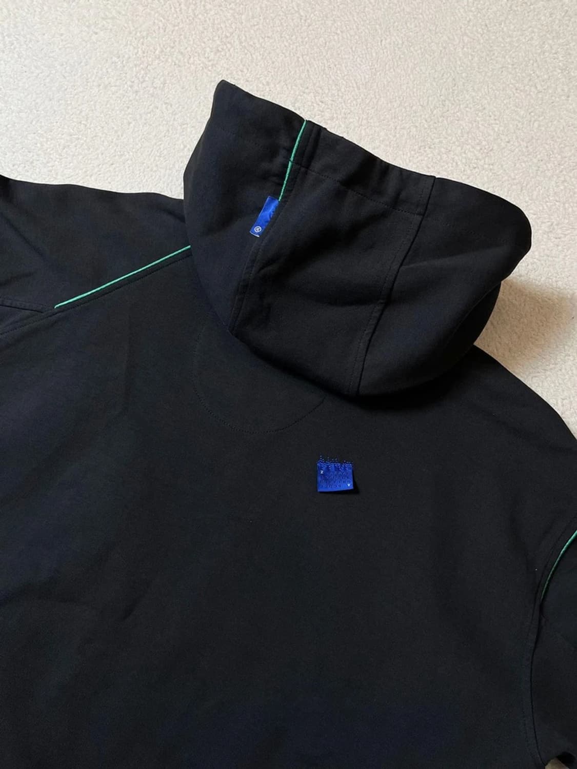 아더에러 x 자라 21FW 콘트라스트 스웻 후드티 PN7111 상품이미지6