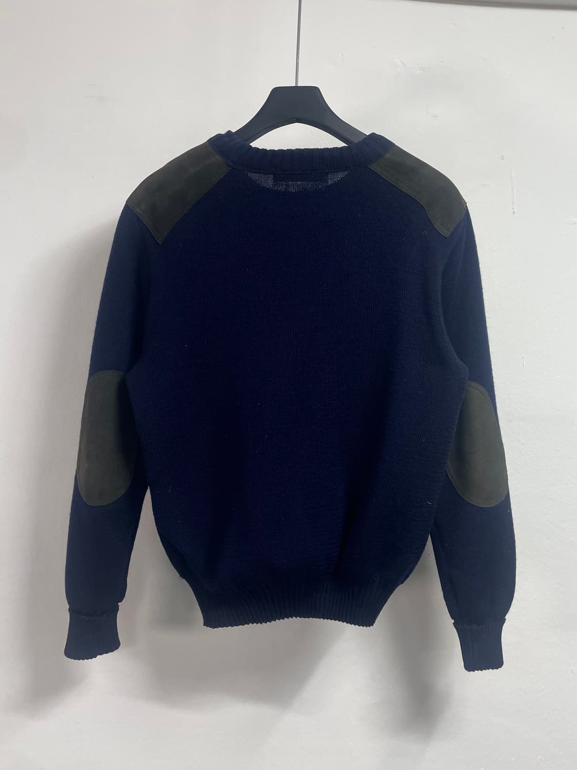 버버리 코만도 레더 울 라운드 니트 (on.582) 상품이미지3