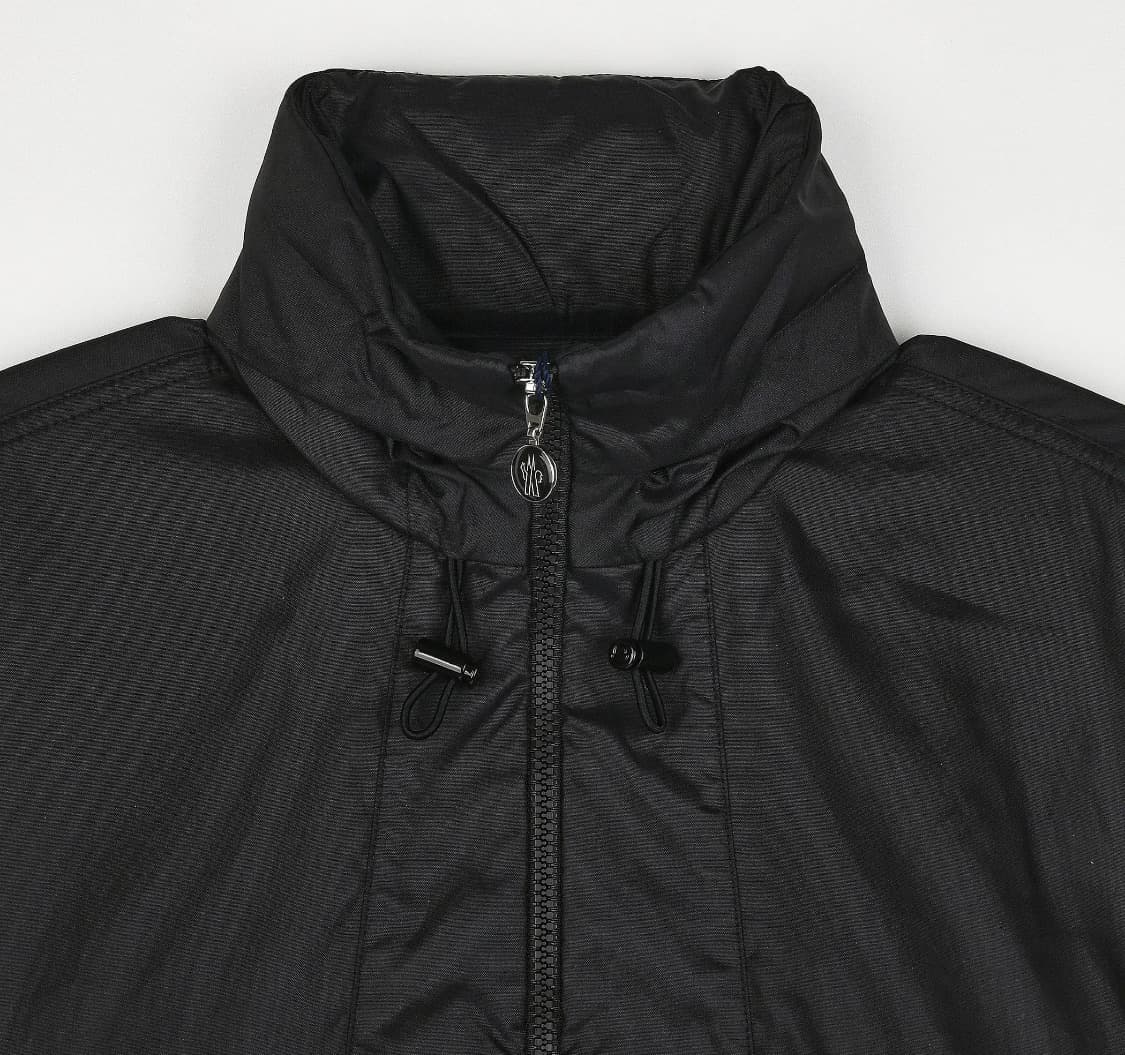 [S급] (W) 몽클레르 헤마르 윈드브레이커 블랙 판매합니다!!! 상품이미지4