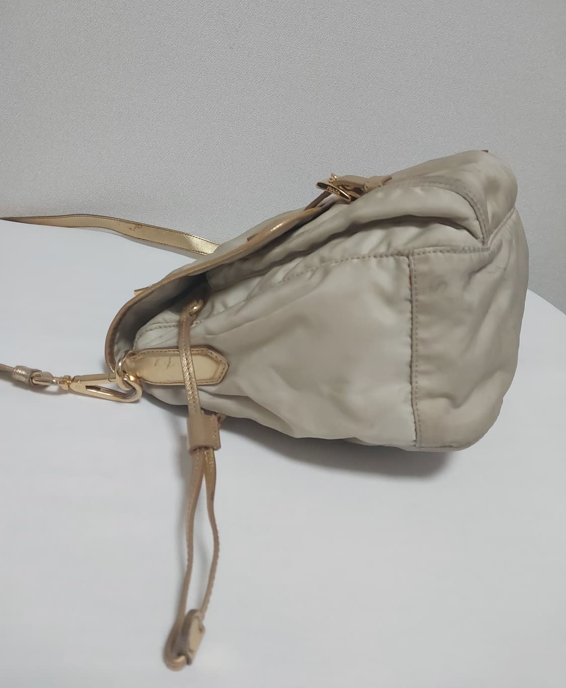 [정품] 프라다 빈티지 나일론 크로스바디 메신저백 상품이미지4