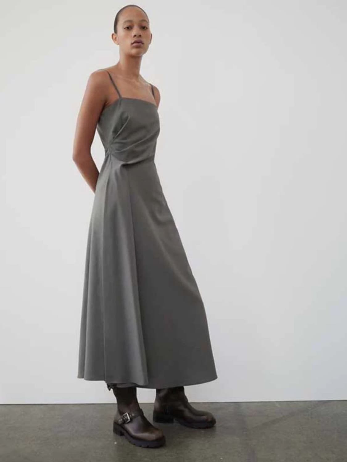 자라 ZW컬렉션 드레이프 슬리브리스 드레스 (사이즈 S) 상품이미지1