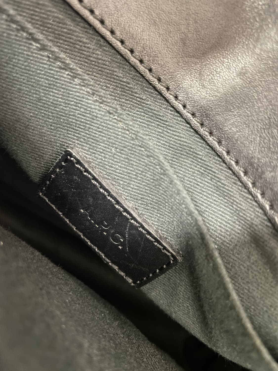 A.P.C (아페쎄) 베티백 블랙 상품이미지8