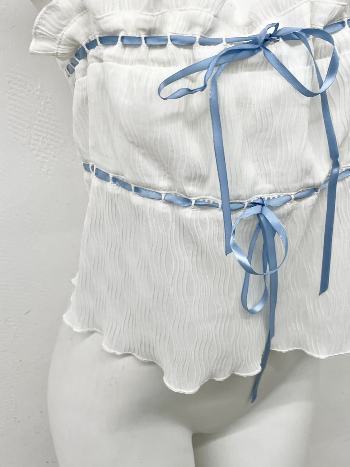 화이트 프릴 리본 뷔스티에 상품이미지3