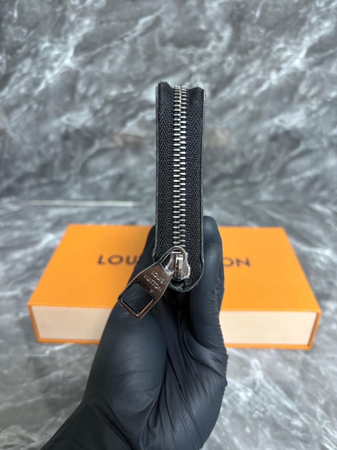 루이비통 이클립스 모노그램 지퍼돌이 장지갑 상품이미지6