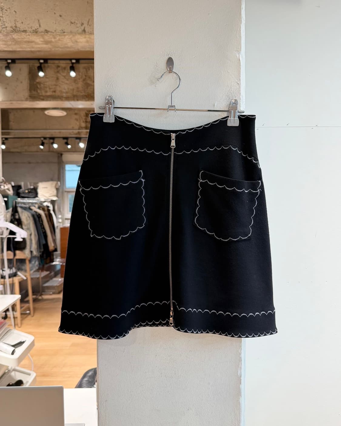 mcq 블랙 포켓 오픈 미니스커트  상품이미지2