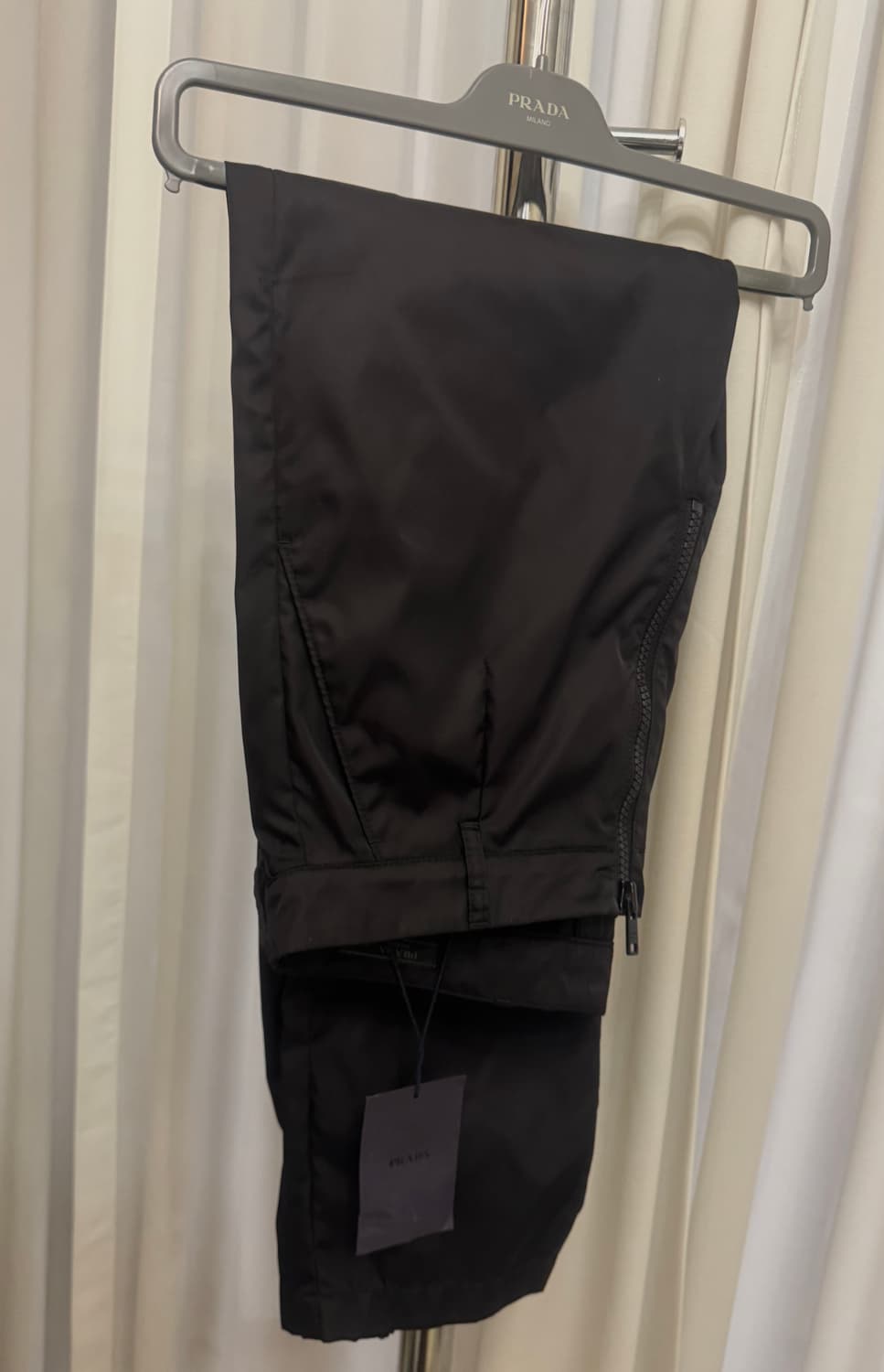 프라다 PRADA 나일론 팬츠 SPHO9 S192 19FW 테이퍼드 44 상품이미지1