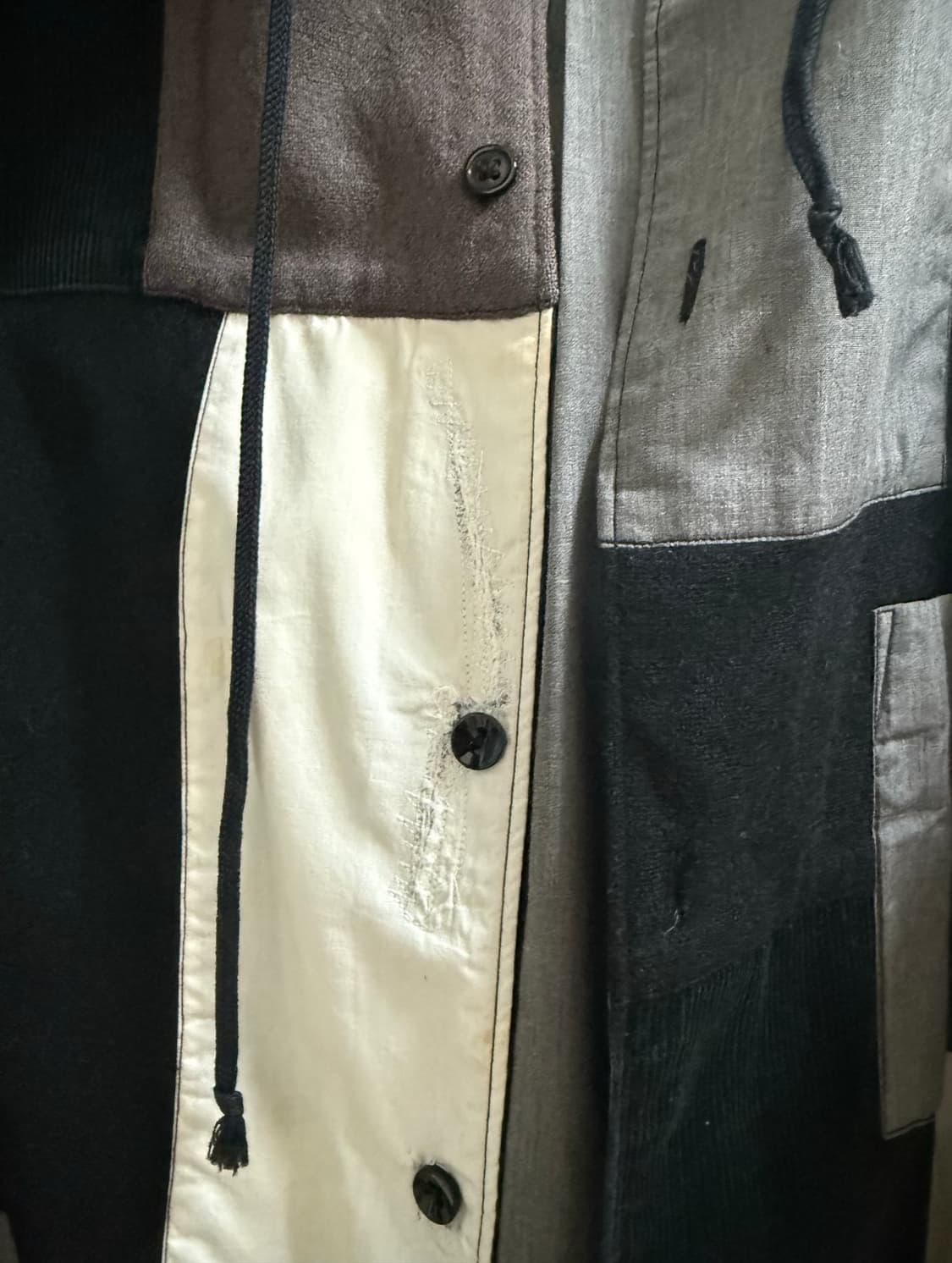 꼼데가르송 블랙 패치 후드 셔츠 xI 상품이미지4