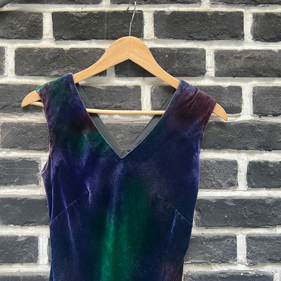 캐서린햄넷 오로라 벨벳 원피스 상품이미지2