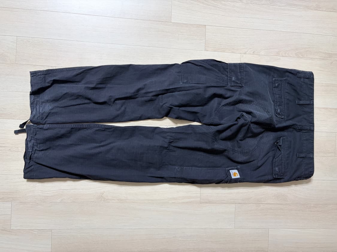 (중고) 칼하트 레귤러 카고 바지 블랙색 상품이미지2