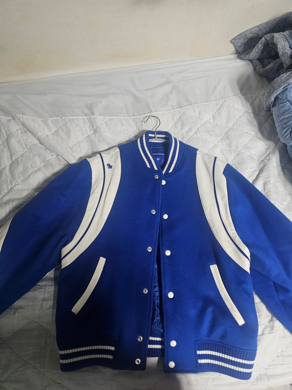 아더에러 트윗 점퍼 블루 상품이미지1