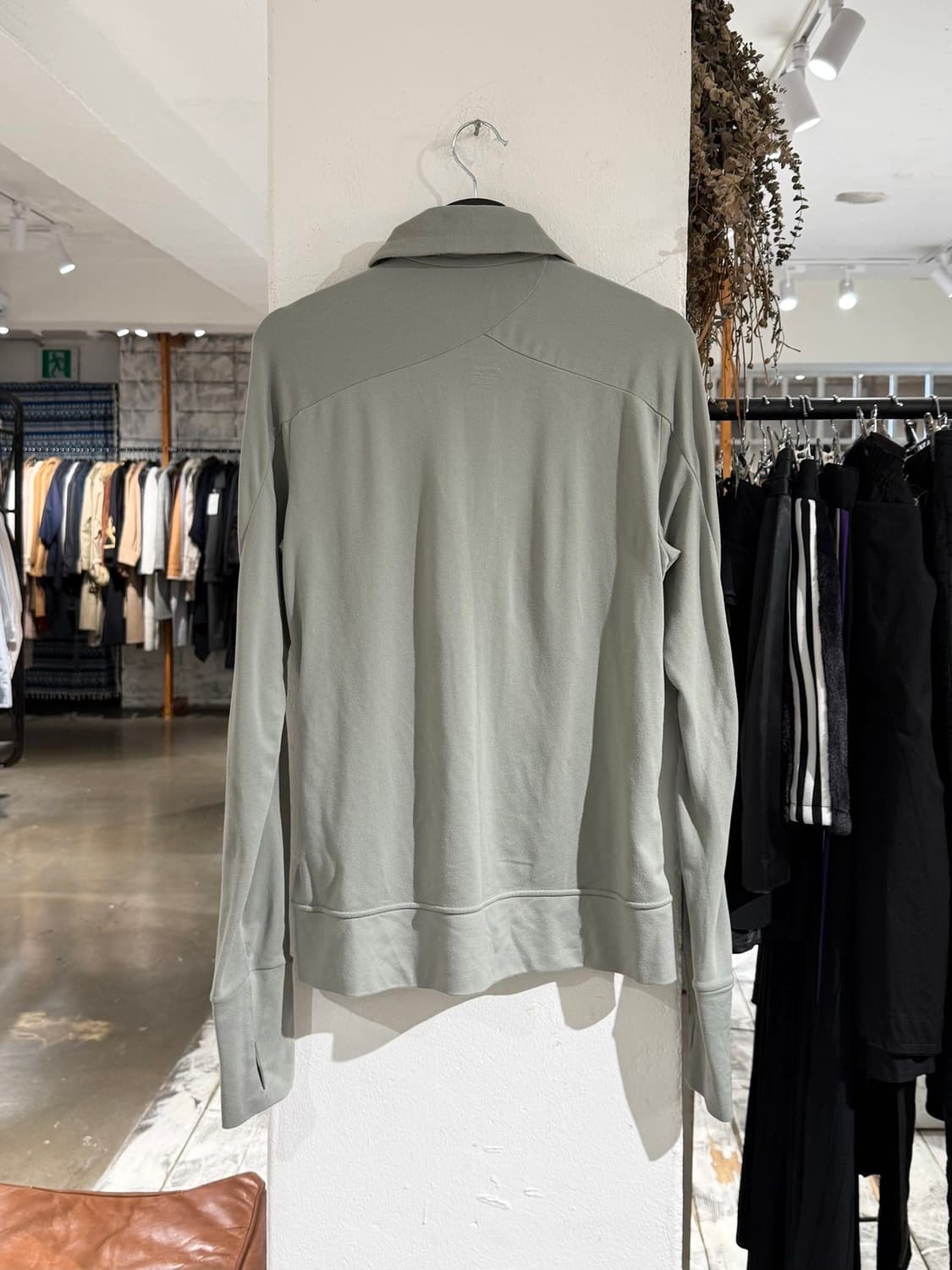 아크테릭스 라이트 카키 솔리타 자켓  상품이미지7