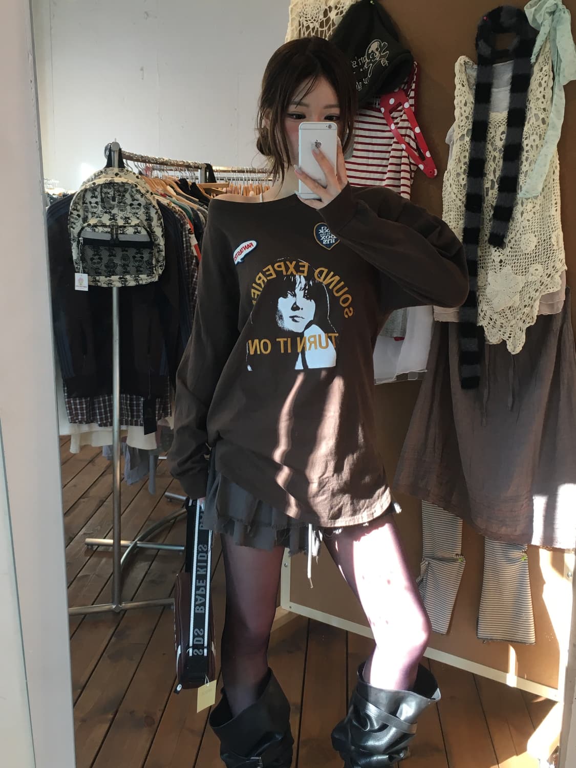 히스테릭글래머 브라운 패치 롱슬리브 상품이미지1