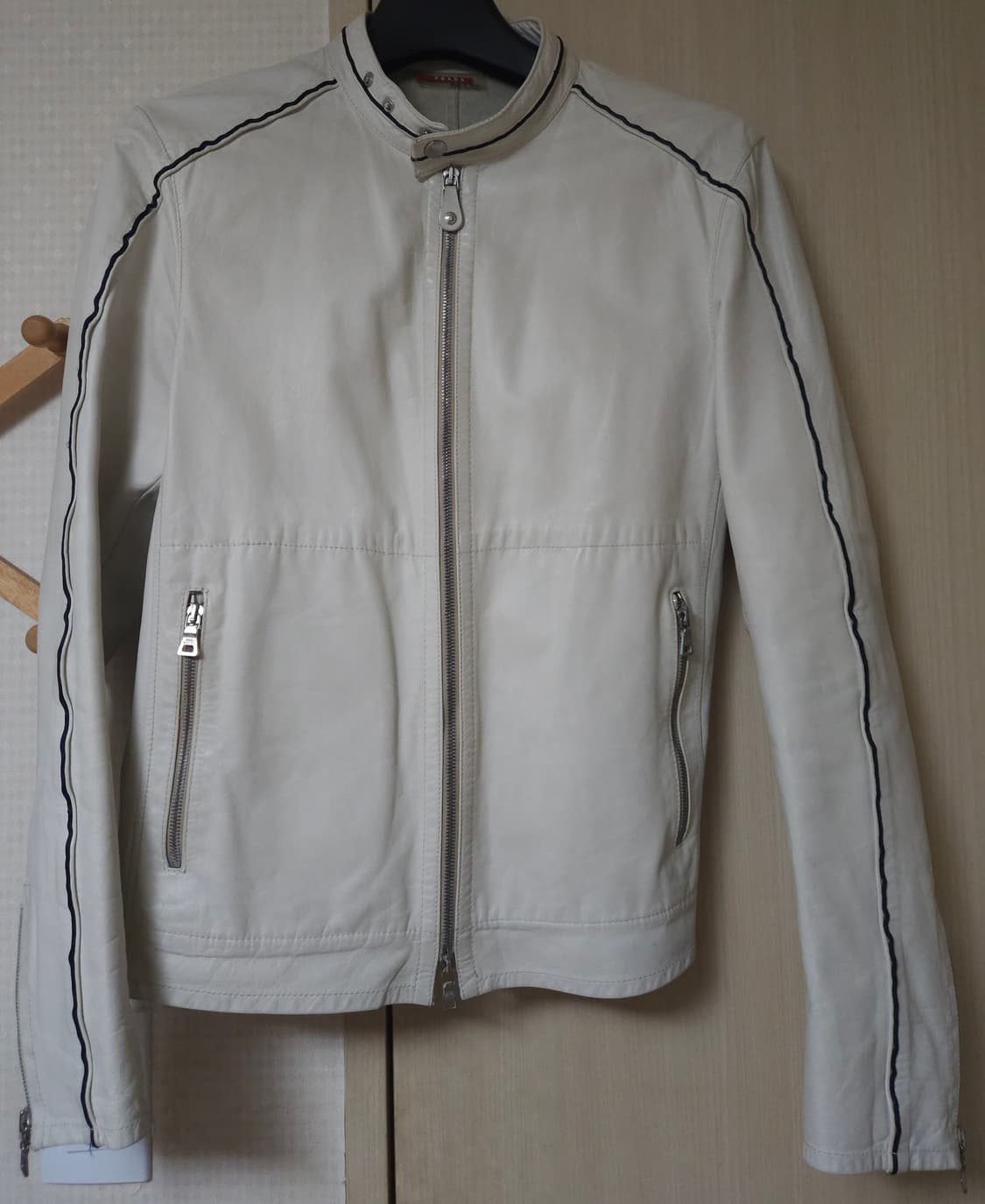 (50) 프라다 스포츠 레더 자켓 상품이미지1