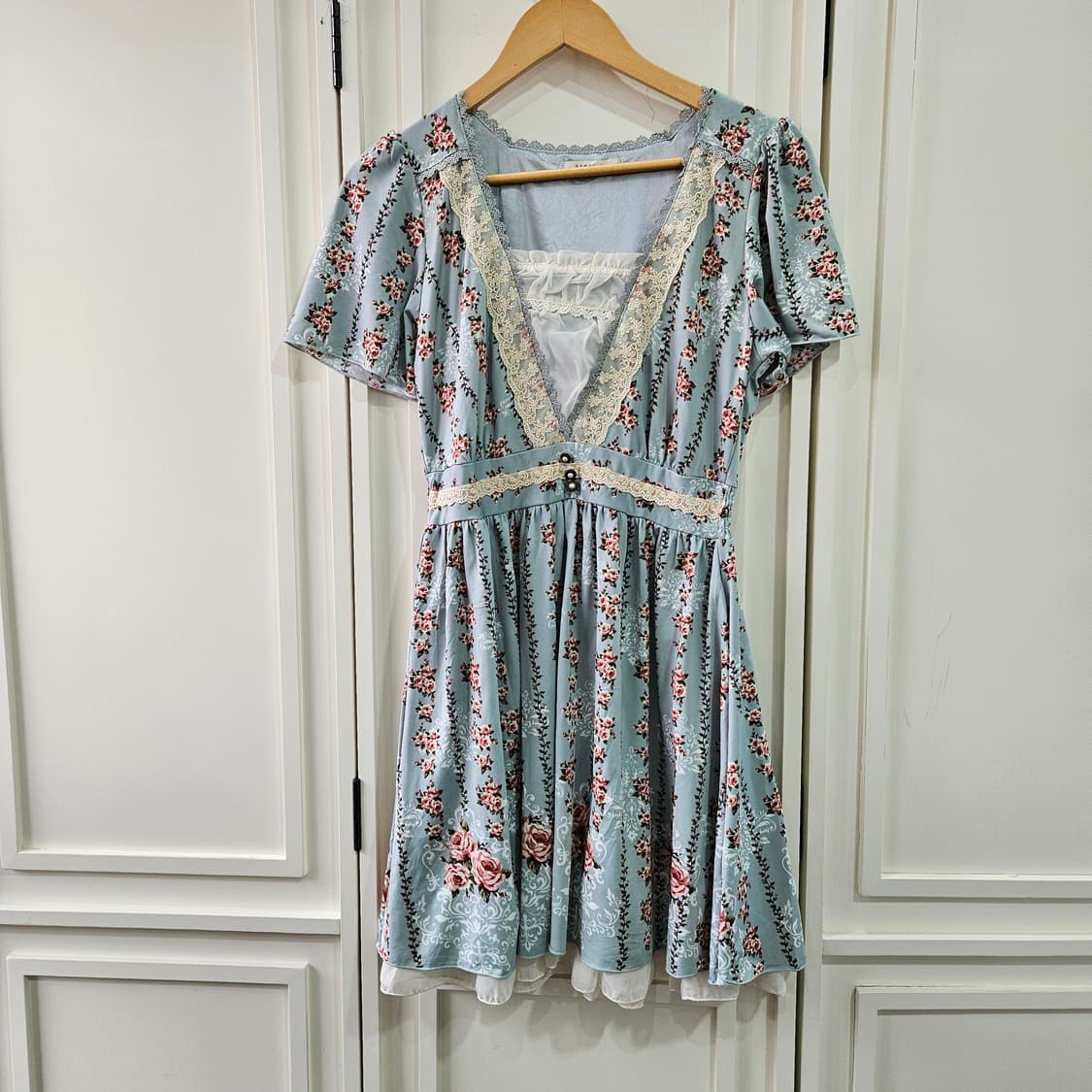 엑시즈팜 (axes femme) 파스텔블루 로즈 원피스 상품이미지1