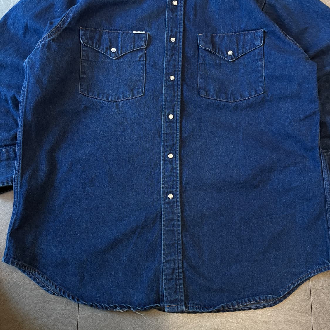 칼하트 오리지널 데님 웨스턴 긴팔 셔츠  상품이미지4