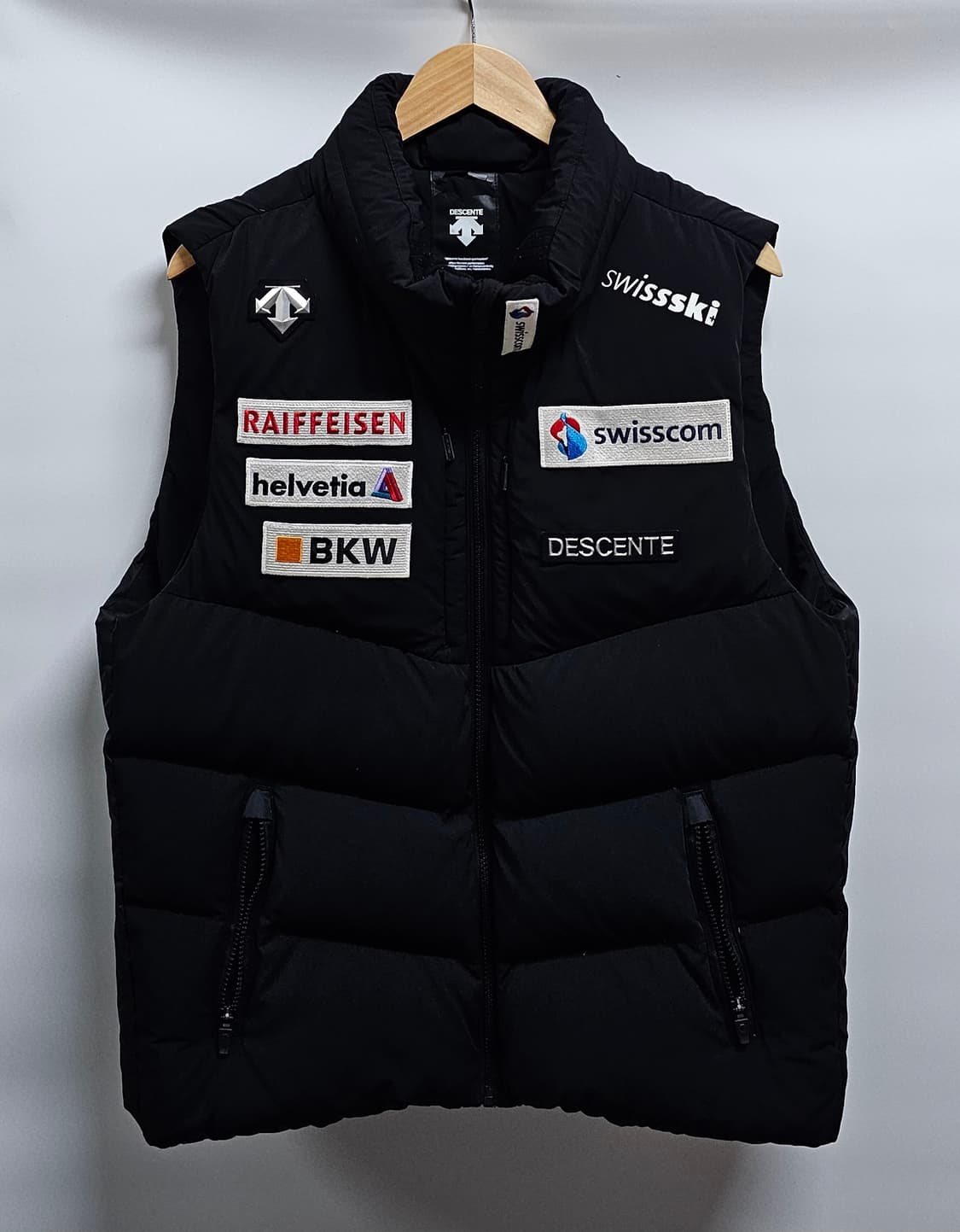 데상트 스위스스키팀 덕다운 패딩조끼 100 상품이미지1