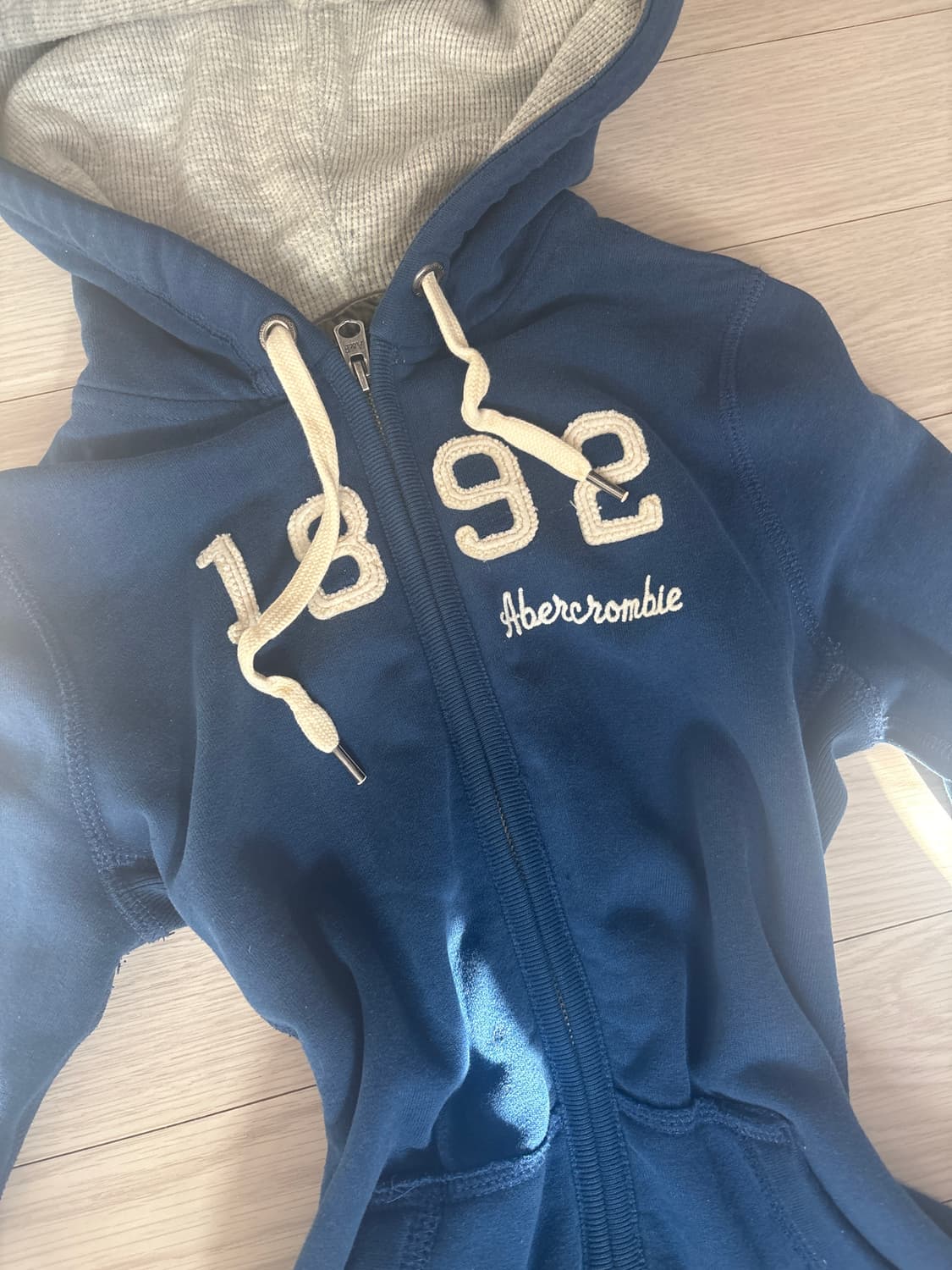 아베크롬비 후드집업 s 사이즈 상품이미지1