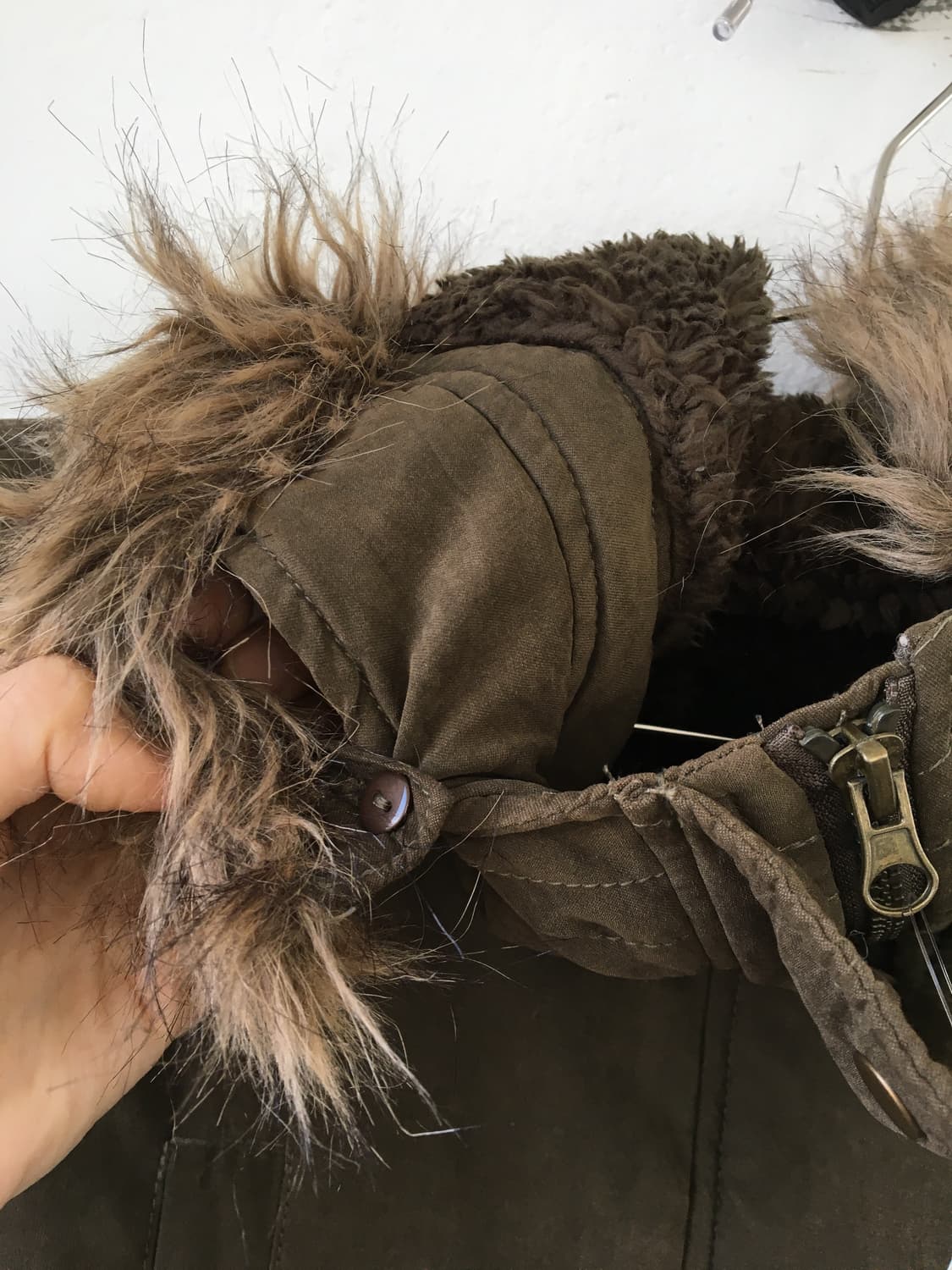 Fake fur hood filed jacket 상품이미지6