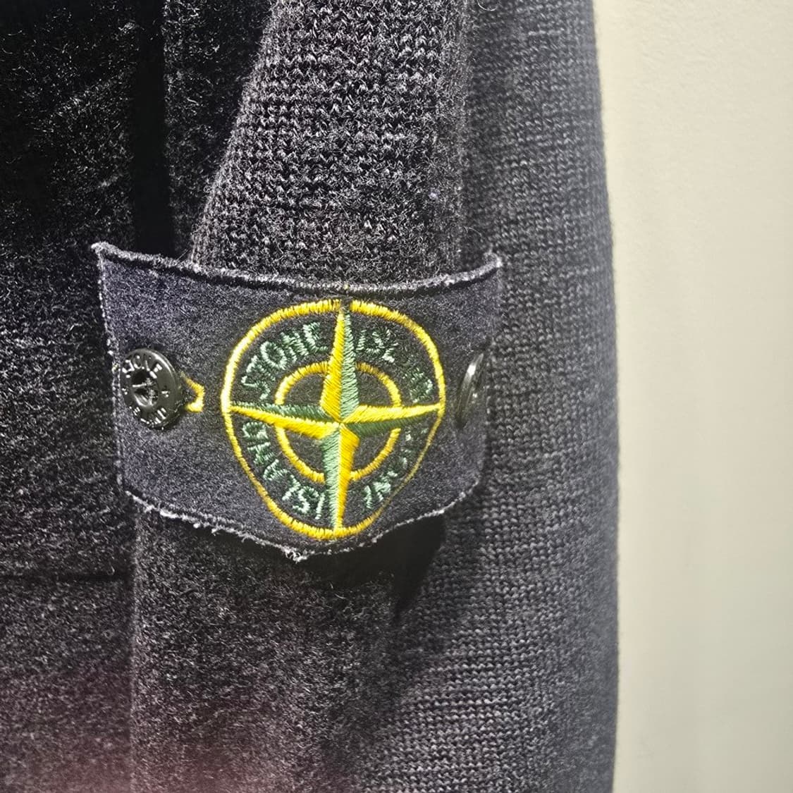 [중고/정품] 스톤 아일랜드 와팬 패치 포켓 니트 XXL 상품이미지3