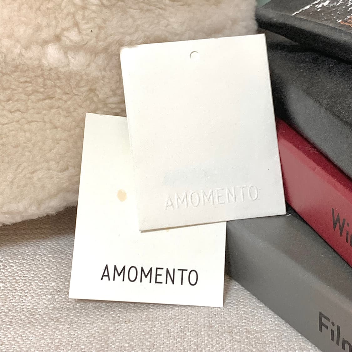 AMOMENTO 아모멘토 크림 컬러 시어링 토트백 퍼 가방 상품이미지10