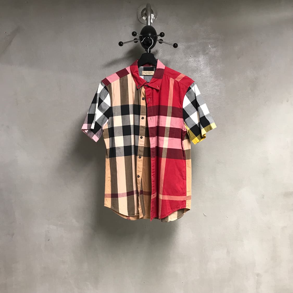 버버리 반팔 셔츠 M 상품이미지1