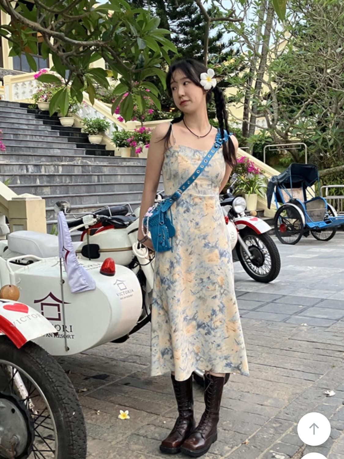 루루서울 under water dress 
사이즈m 1회착용 상품이미지1