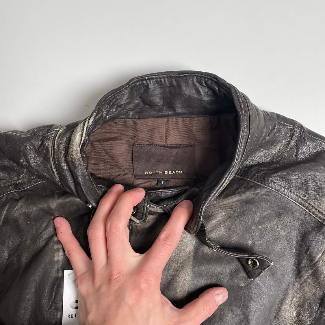 North beach 그라데이션 페인트 레더 자켓 상품이미지7