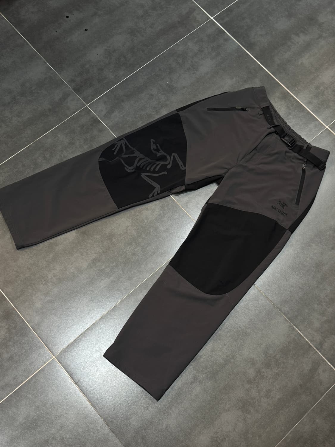 ARC'TERYX 팬츠 상품이미지1