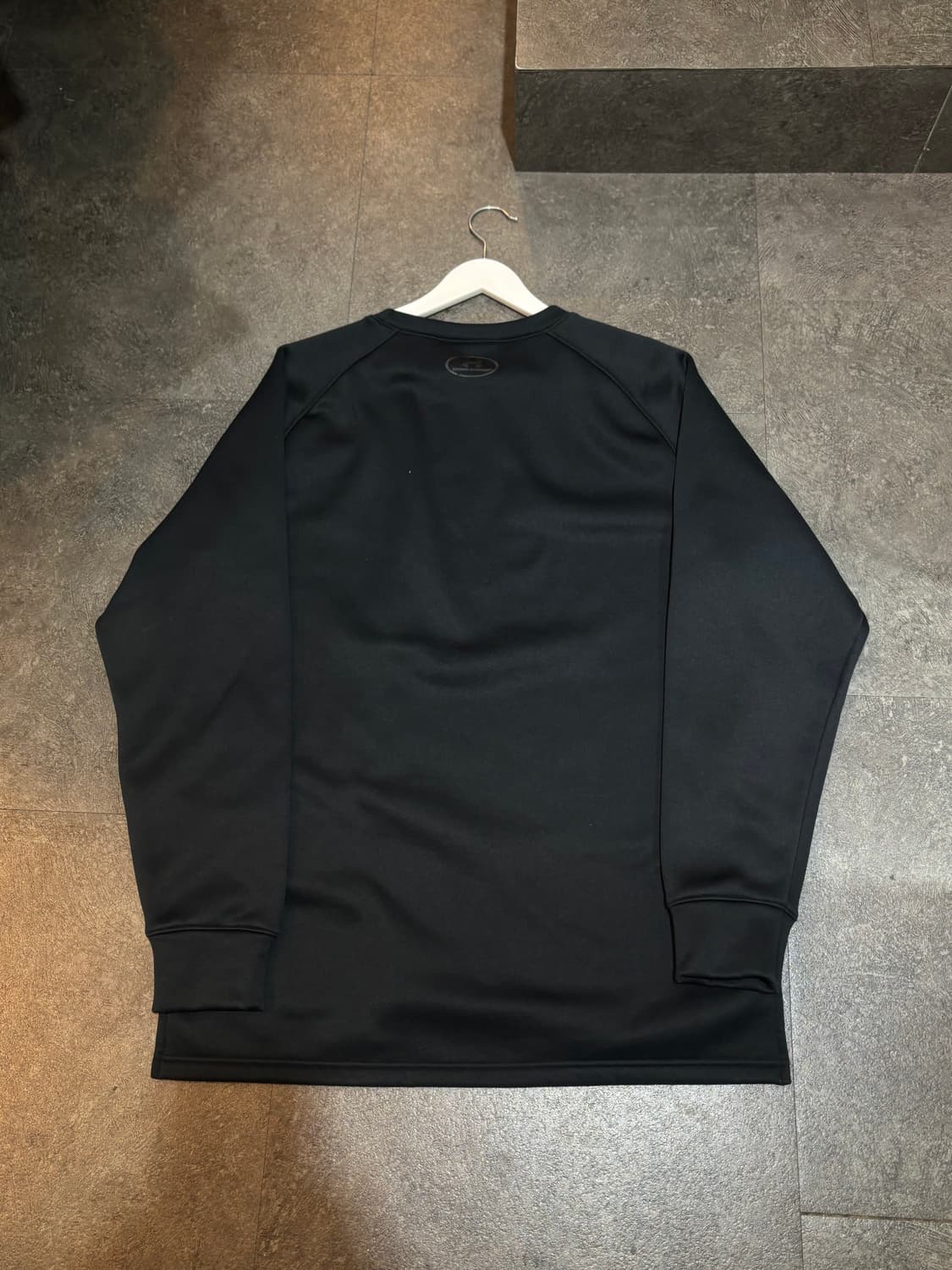 언더아머 블랙 맨투맨 XL사이즈 상품이미지3