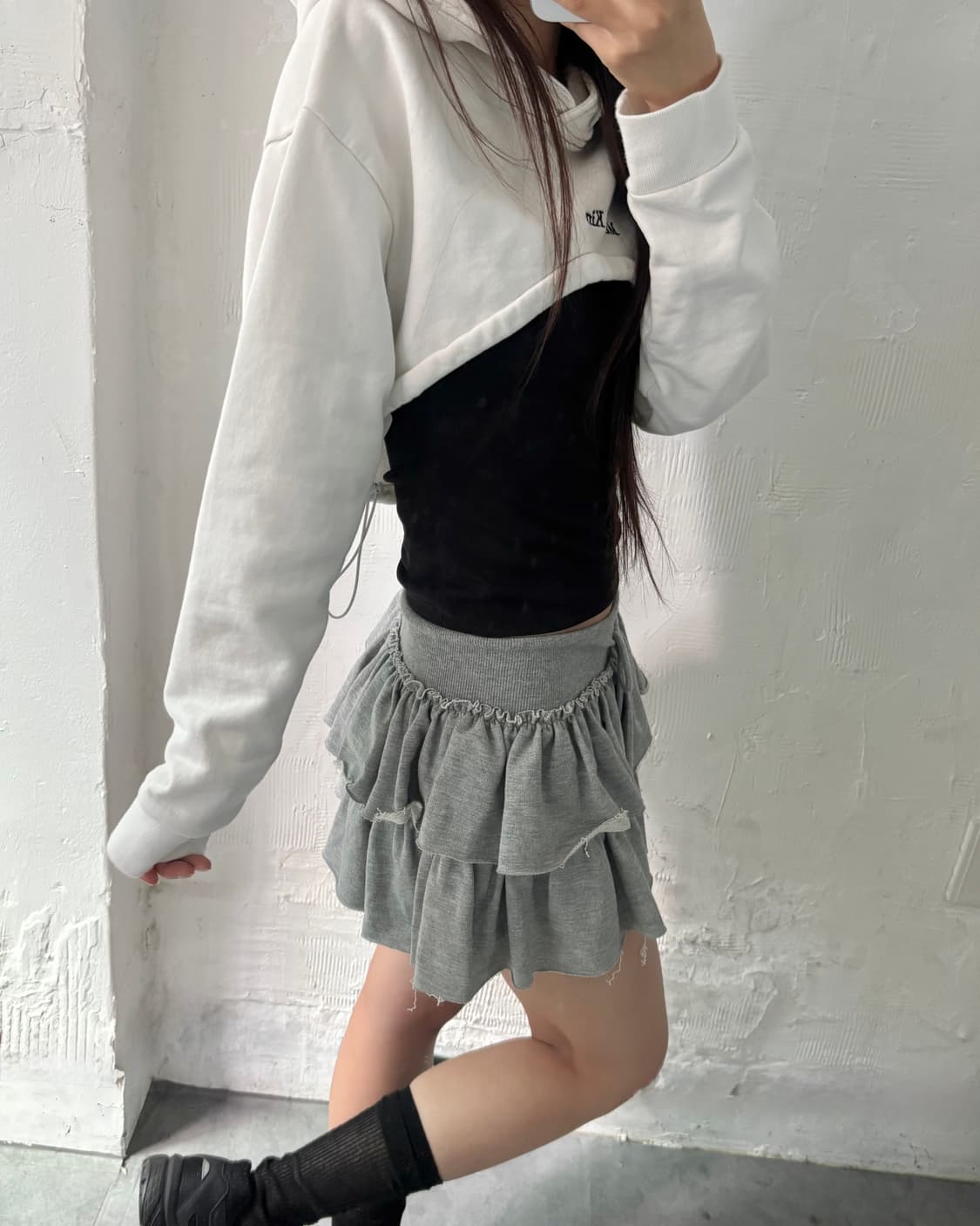 Matin Kim 마뗑킴 화이트 스티치 크롭 볼레로 후드티 상품이미지8