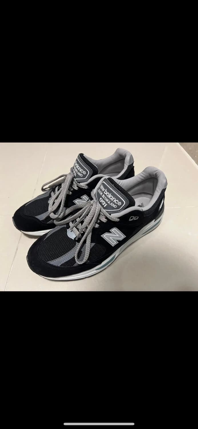 뉴발란스991v2 블랙그레이 상품이미지1