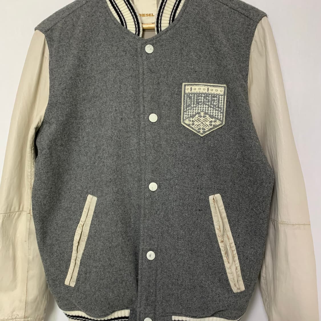 디젤 빈티지 그레이 스타디움 자켓 바시티 남녀공용 상품이미지2