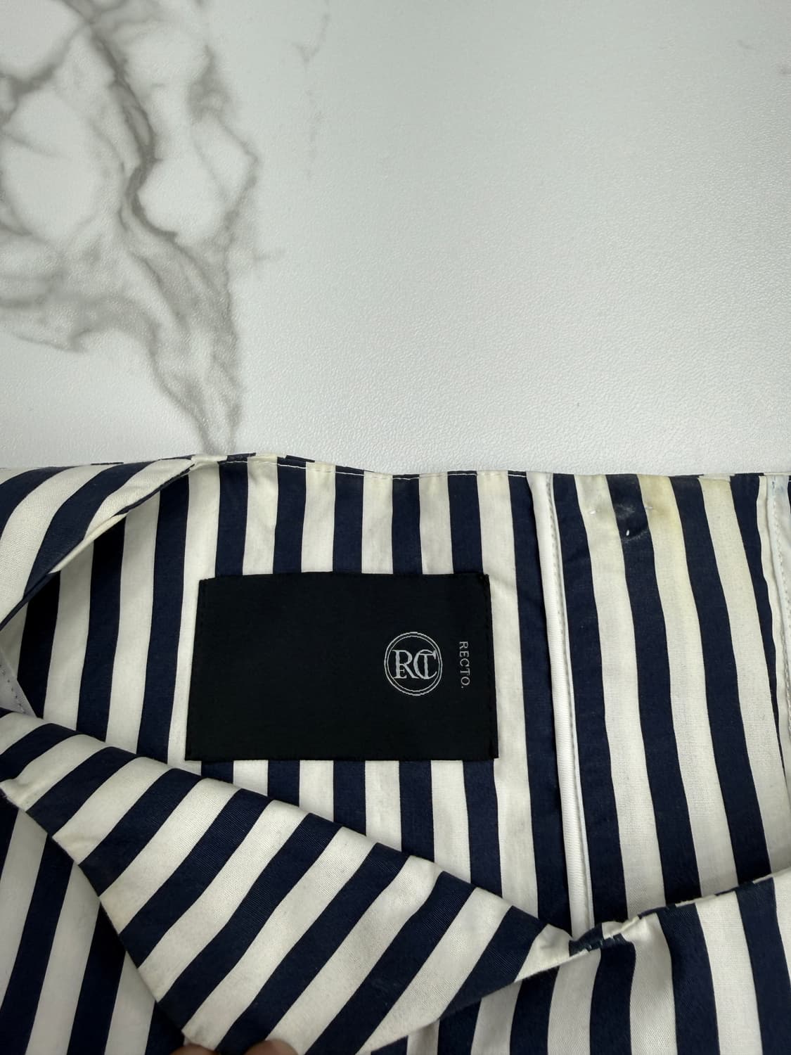 렉토 스트라이프 블라우스 상품이미지3