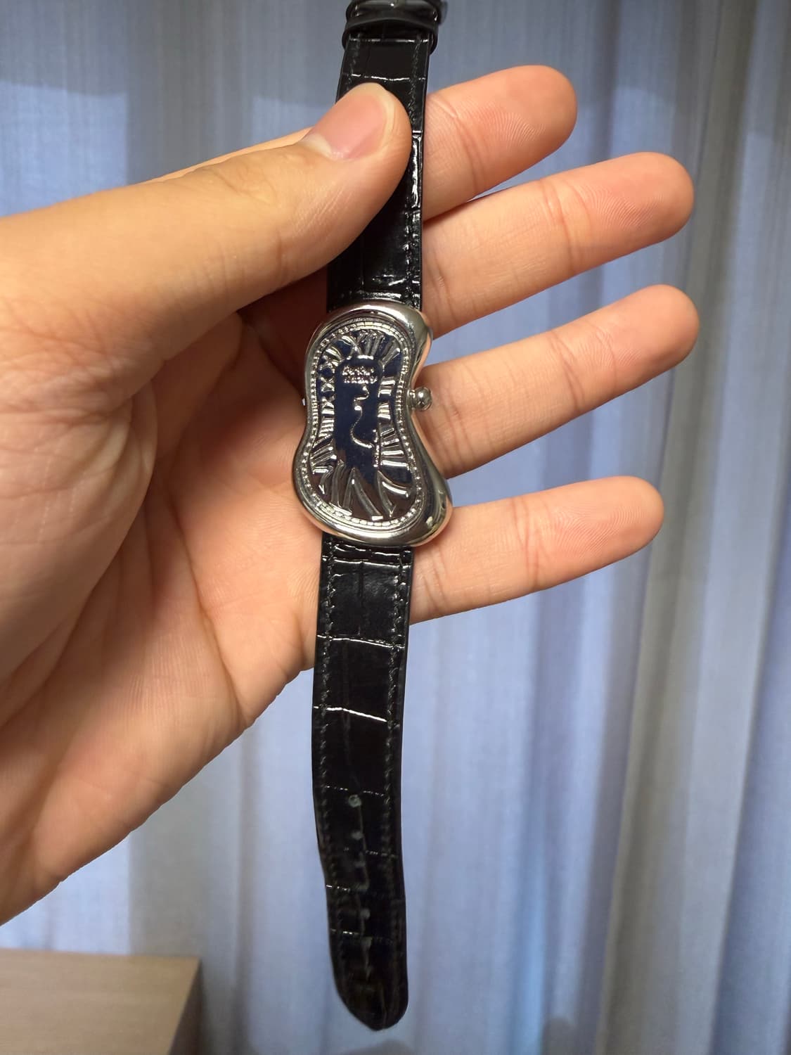 토우토우 아카이브 타임리스 트위스트 위슬릿 블랙 상품이미지2