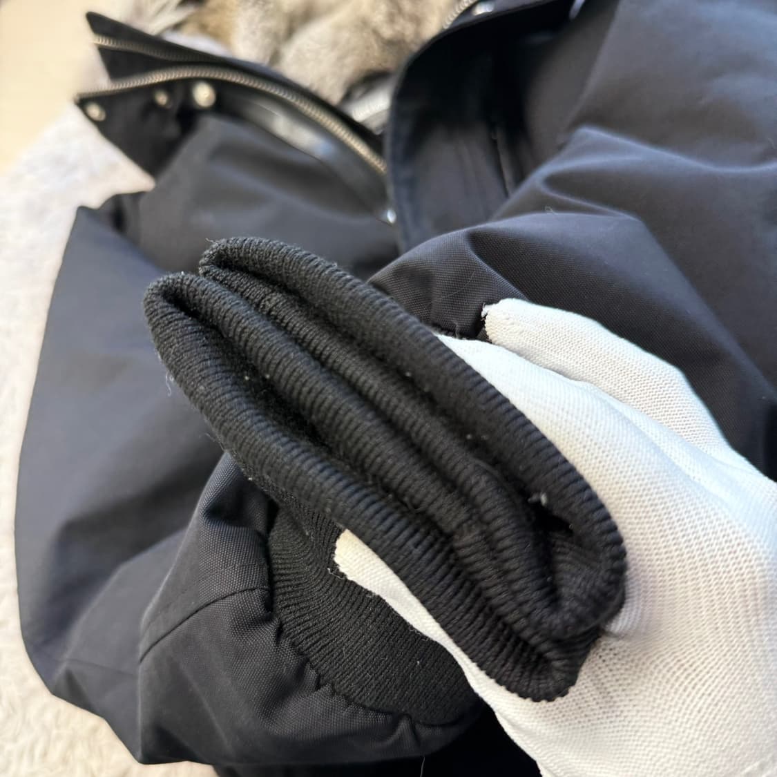 {클로젯}[40][23F/w]맥케이지 딕슨 실버퍼 숏 다운 패딩 자켓 상품이미지7